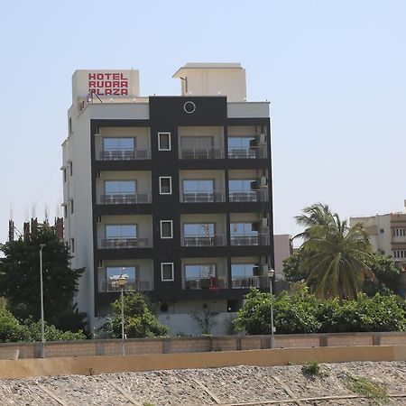 Hotel Rudra Plaza Dwarka  Exterior photo