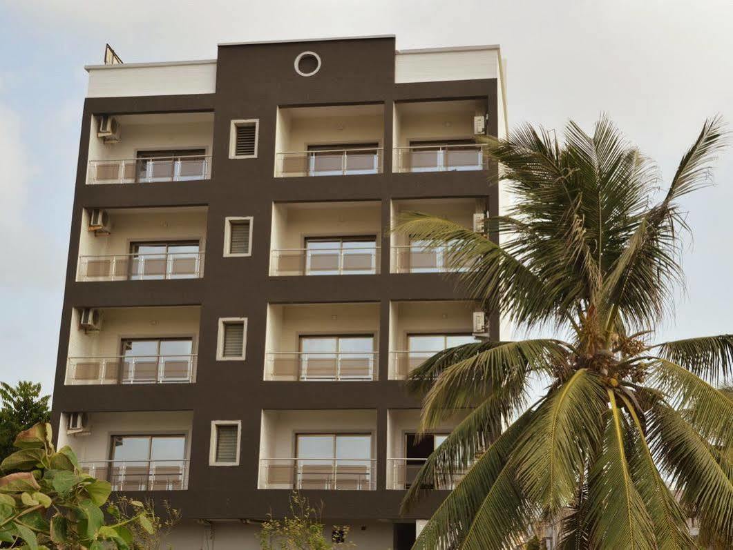 Hotel Rudra Plaza Dwarka  Exterior photo